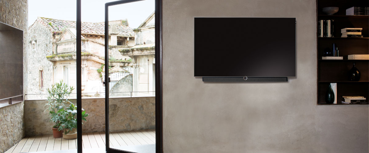 TV wall mount suitable for Loewe 
