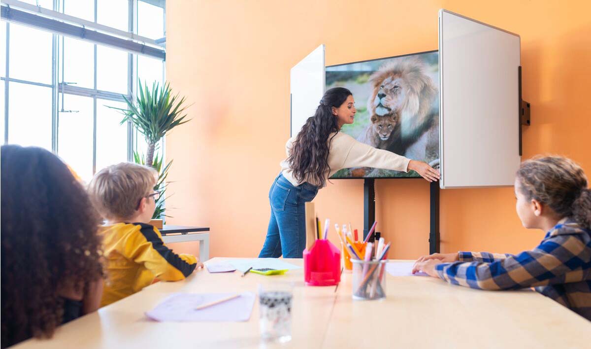 Whiteboards can be folded sensitively | Vogel's 