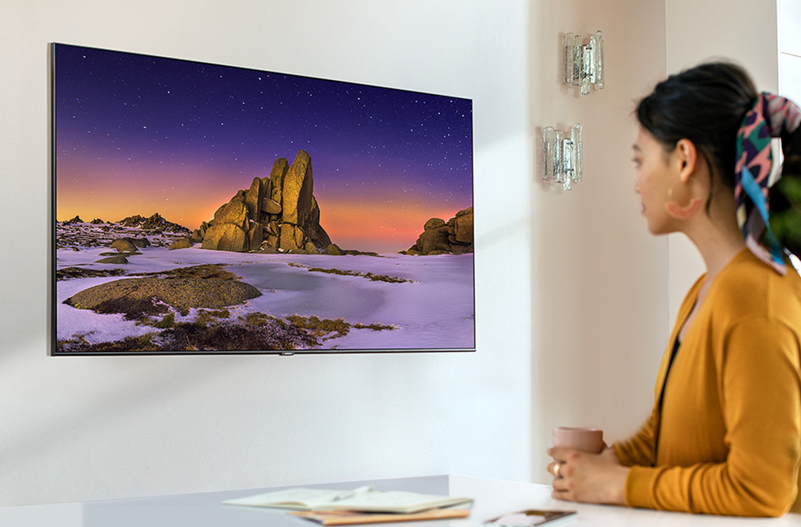 QLED wall mount, your TV flat on the wall